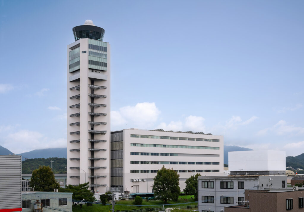 福岡空港事務所新庁舎・管制塔