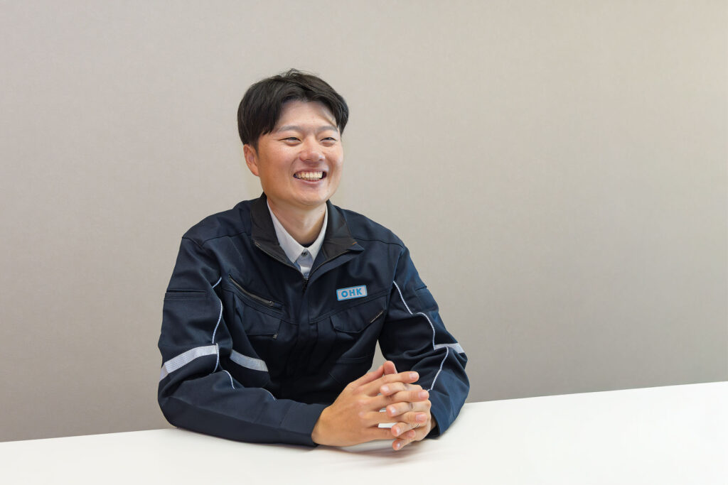 大学での卒業研究を活かし、他では経験できない工事に携わっています。